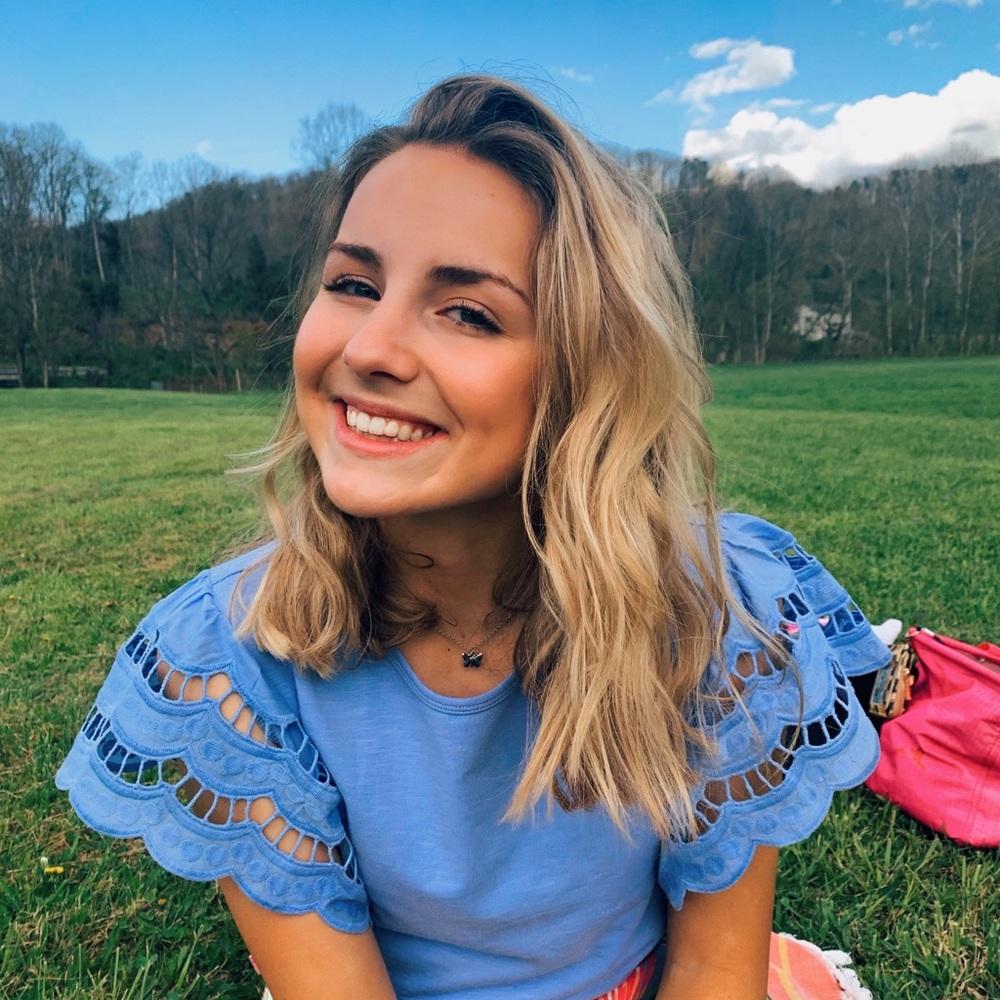 Meet your Posher, Amelia